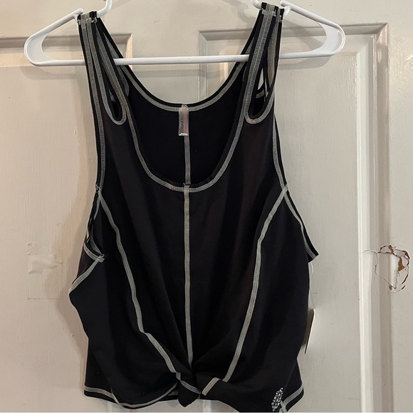 Free People Tops - Free People movement top